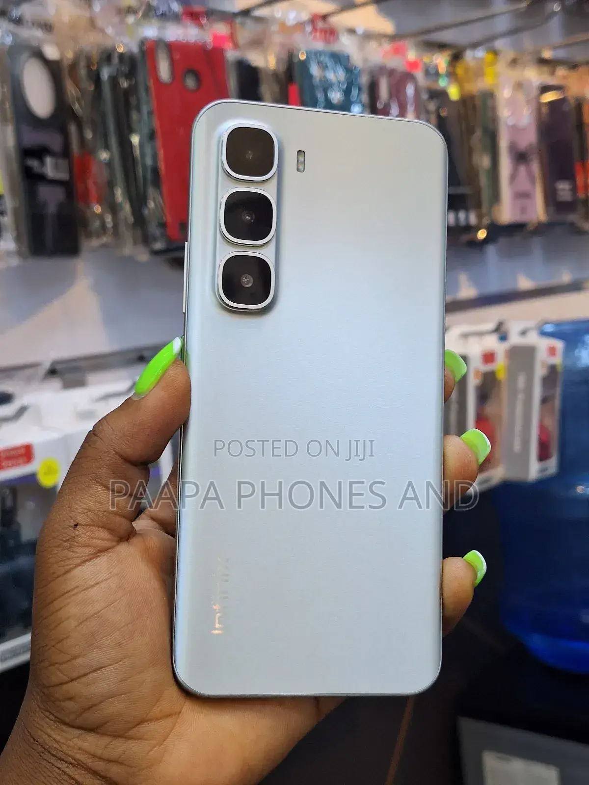 Infinix Hot 60 Pro+ 128 GB Silver