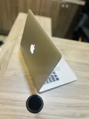 Laptop Apple MacBook Air 2017 8GB Intel Core I5 eMMC 128GB