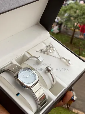Silver Hannah Martin Square Shaped Women's Original Wrist Time Piece