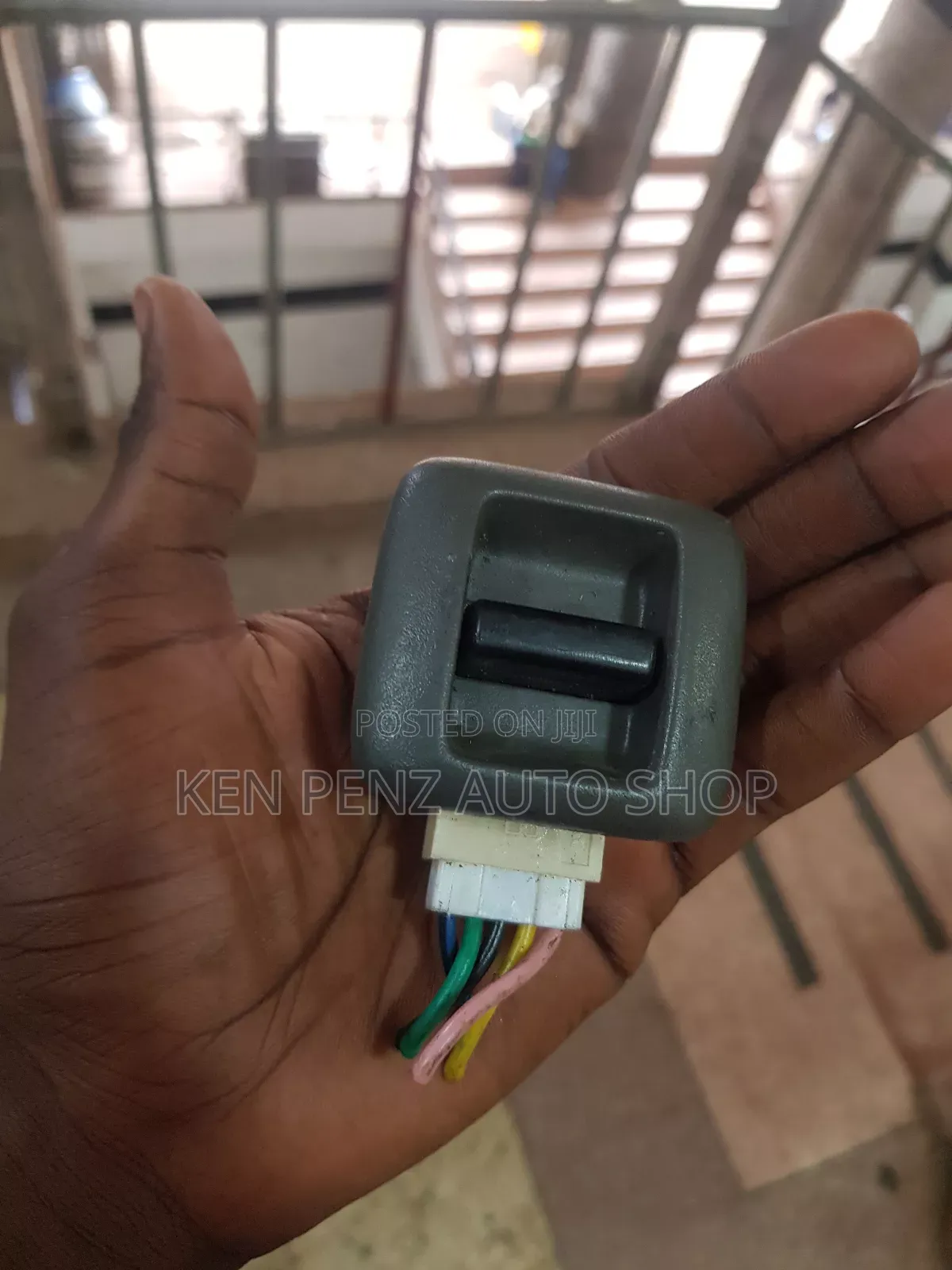 Noah Ordinary Sliding Door Switch Button