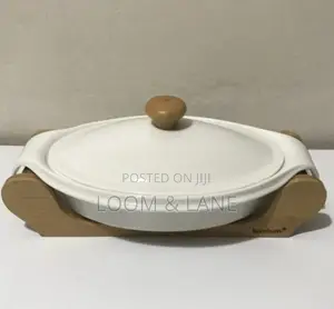 White Ceramic Casserole Dish With a Lid