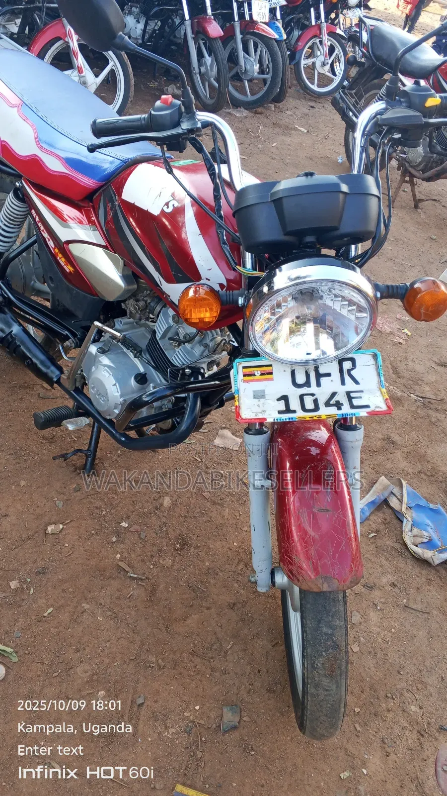 TVS HLX 125 2022 Red