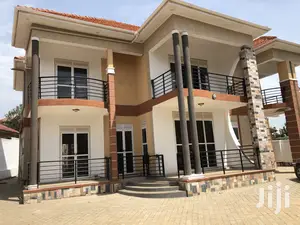 Posh House in Najjera on Sale