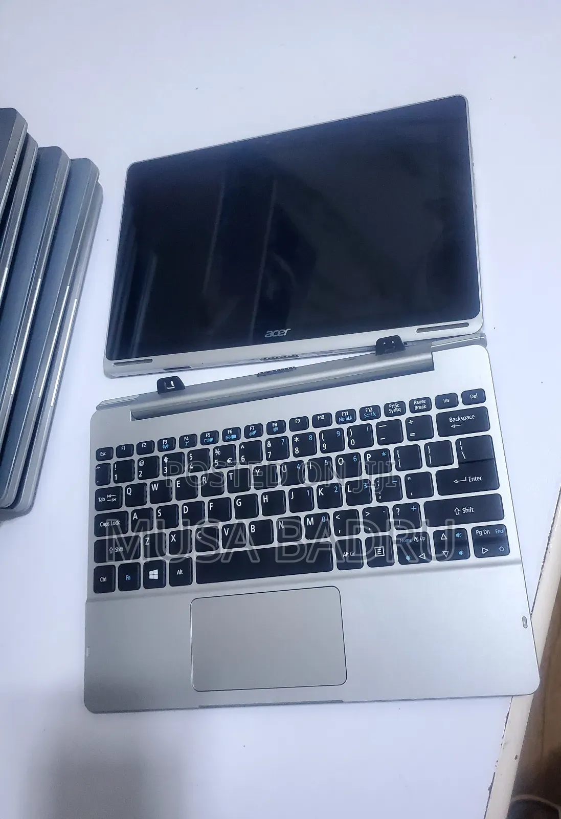 Laptop Acer Aspire 10E Switch SW3 013 2GB Intel Celeron SSD 60GB