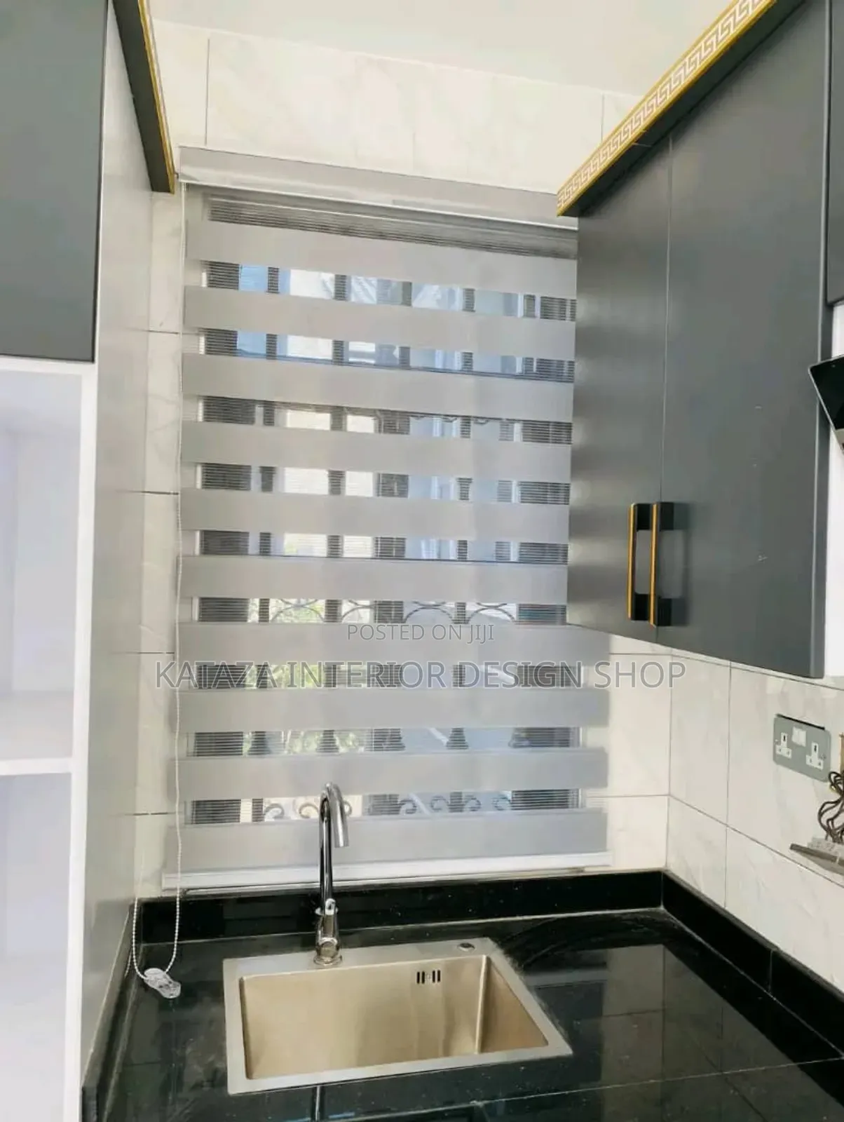 Kitchen Blinds/Blinds