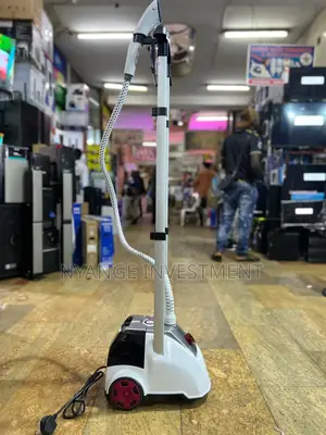 Saachi 2.5 Litres Garment Steamer.