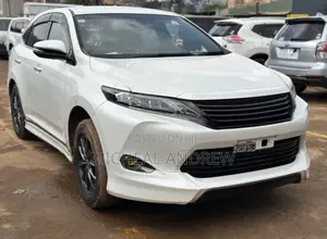 Toyota Harrier 2.5 Hybrid 4WD 2016 White