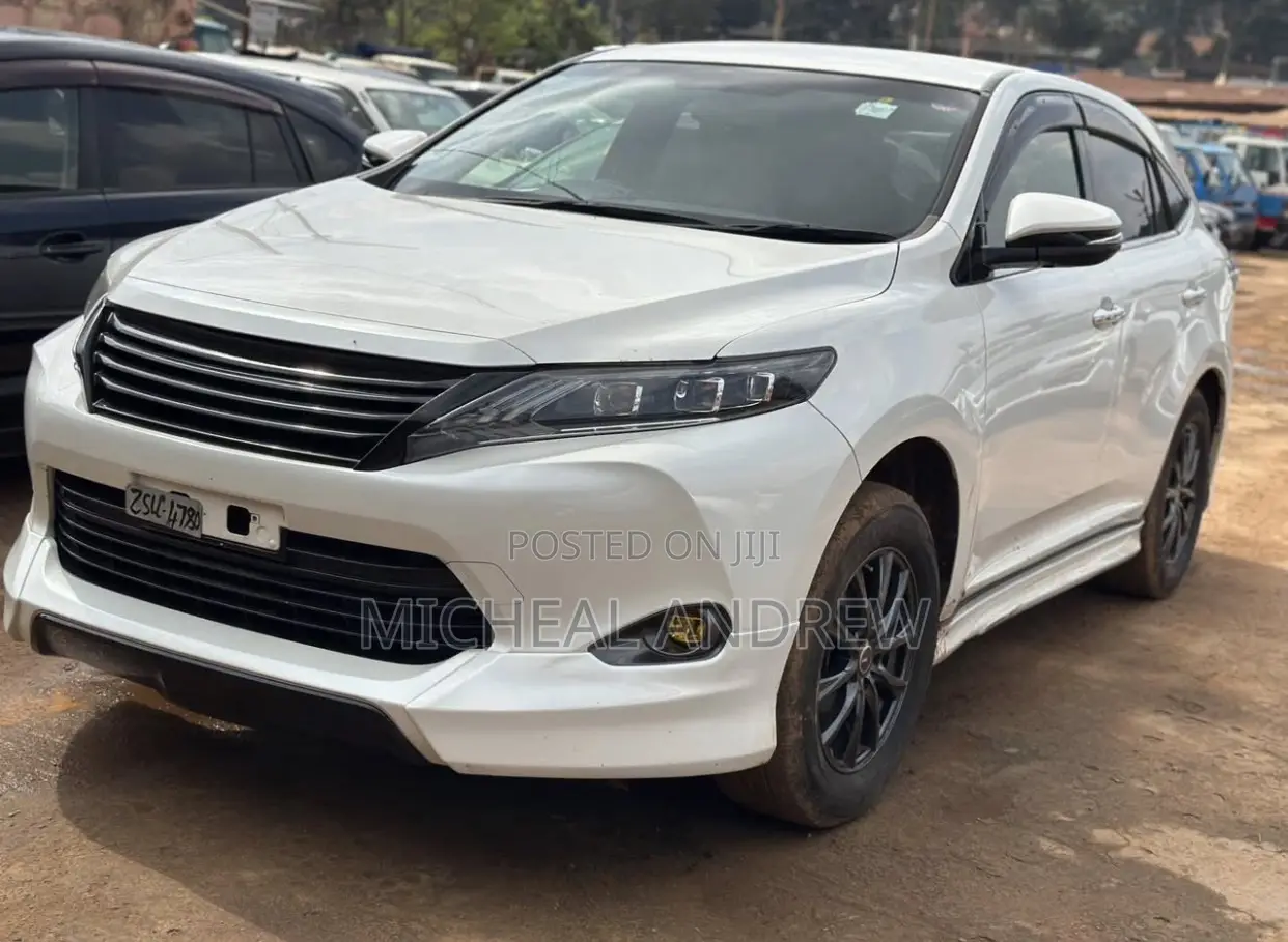 Toyota Harrier 2.5 Hybrid 4WD 2016 White