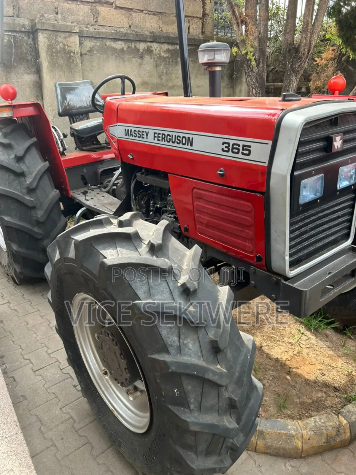 Heavy Duty Tractor