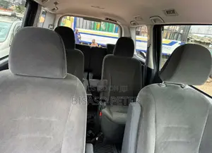 Toyota Voxy 2011 Silver