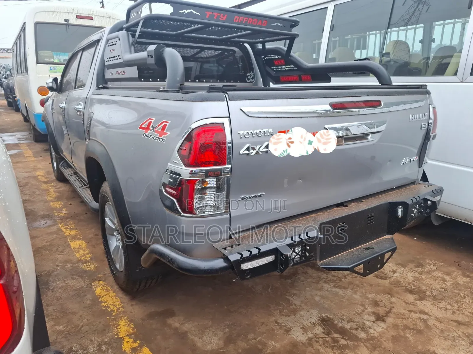 Toyota Hilux 2018 Silver