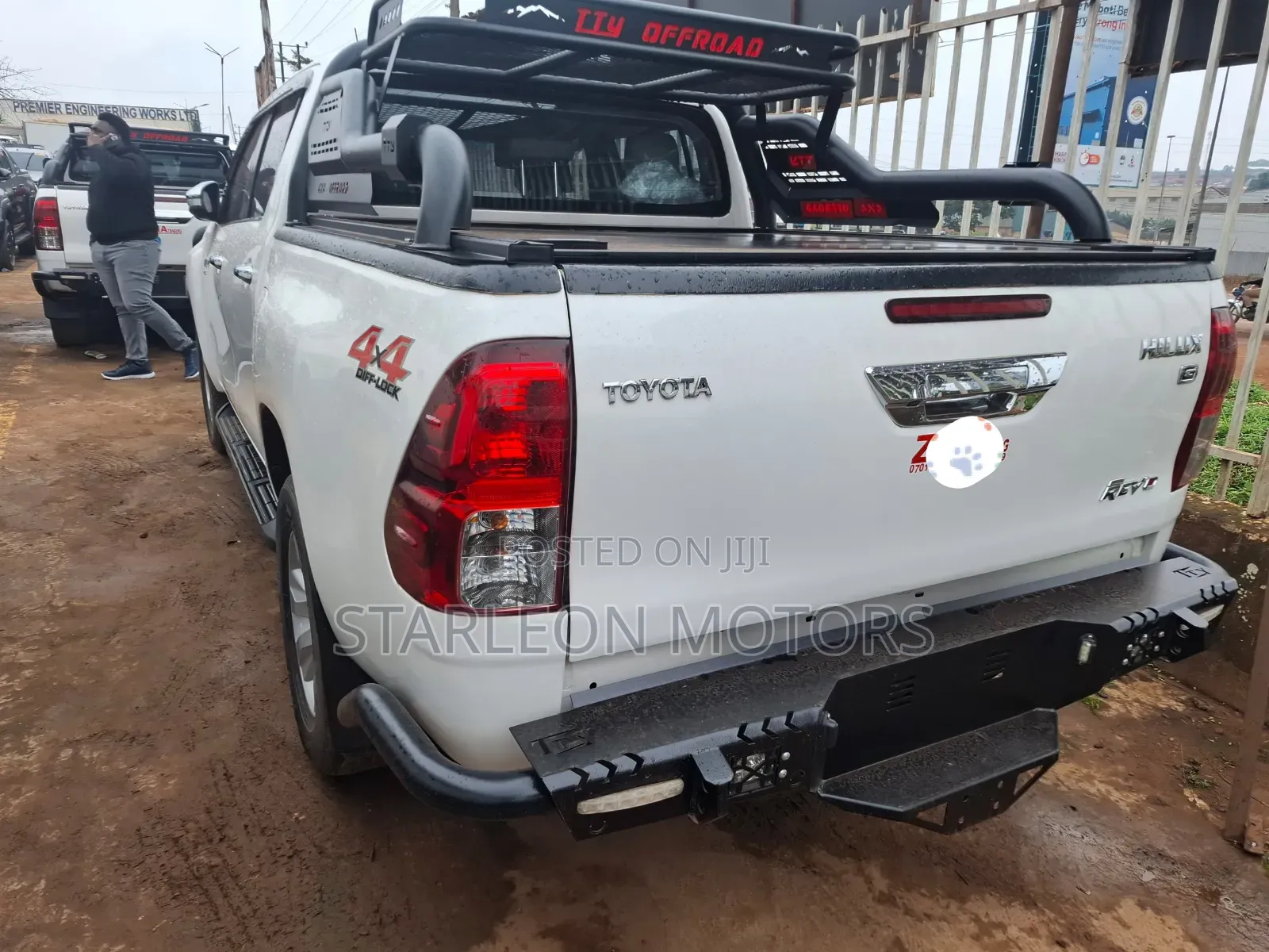 Toyota Hilux 2018 Silver