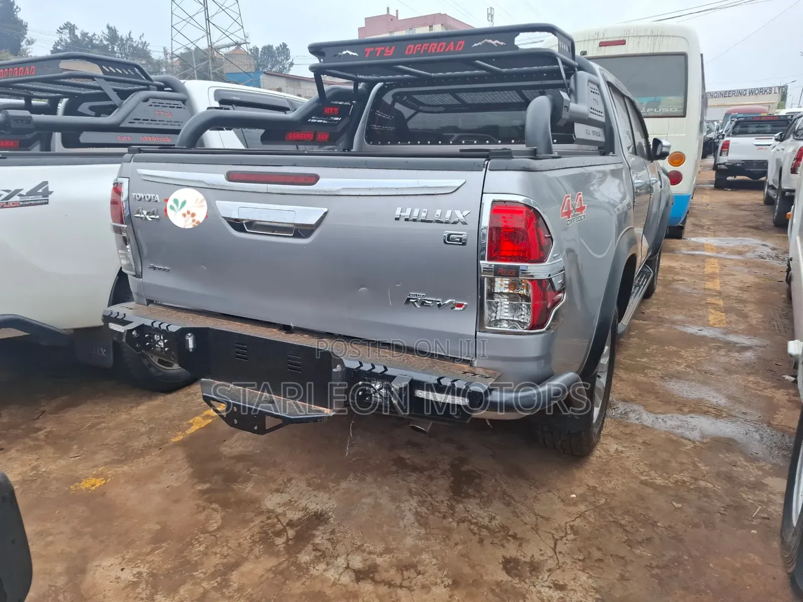 Toyota Hilux 2018 Silver