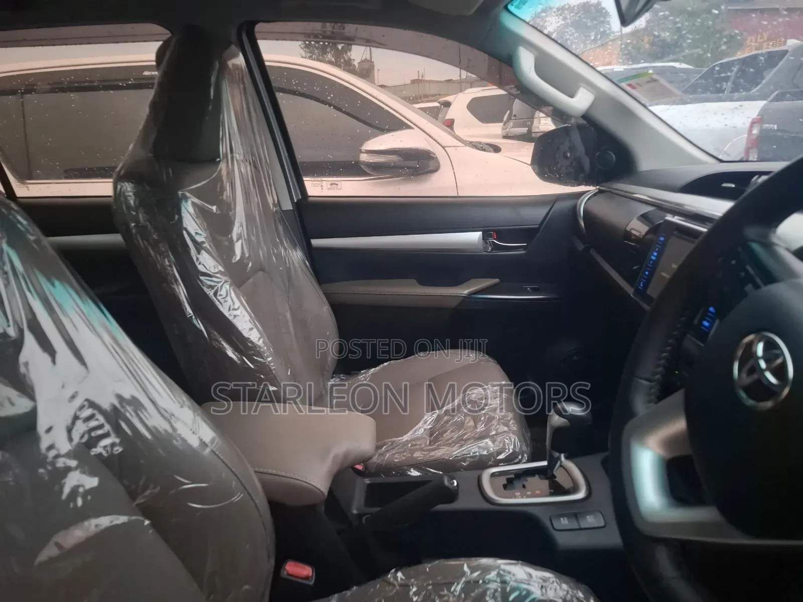 Toyota Hilux 2018 Silver