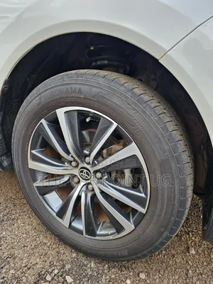 Toyota Harrier 2.0 2020 White