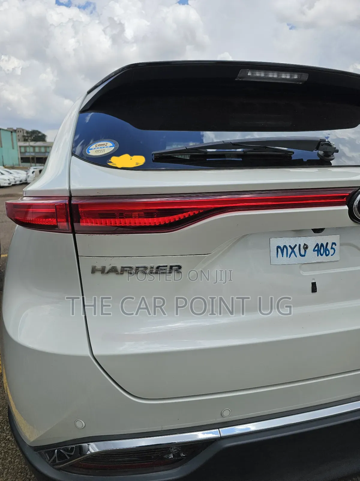 Toyota Harrier 2.0 2020 White