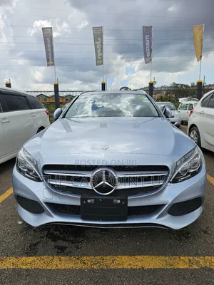 Mercedes-Benz C200 2017 Blue