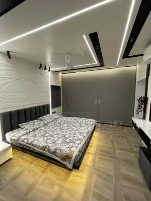 Sleek Modern Gypsum Ceiling With Led Strip Lighting 