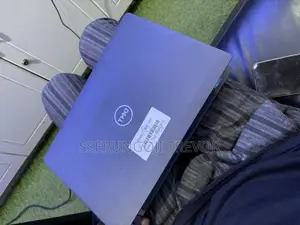 Laptop Dell Latitude 7400 8GB Intel Core I7 SSHD+SSD 256GB