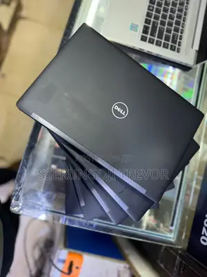 Laptop Dell Latitude 7480 8GB Intel Core I5 SSHD+SSD 256GB