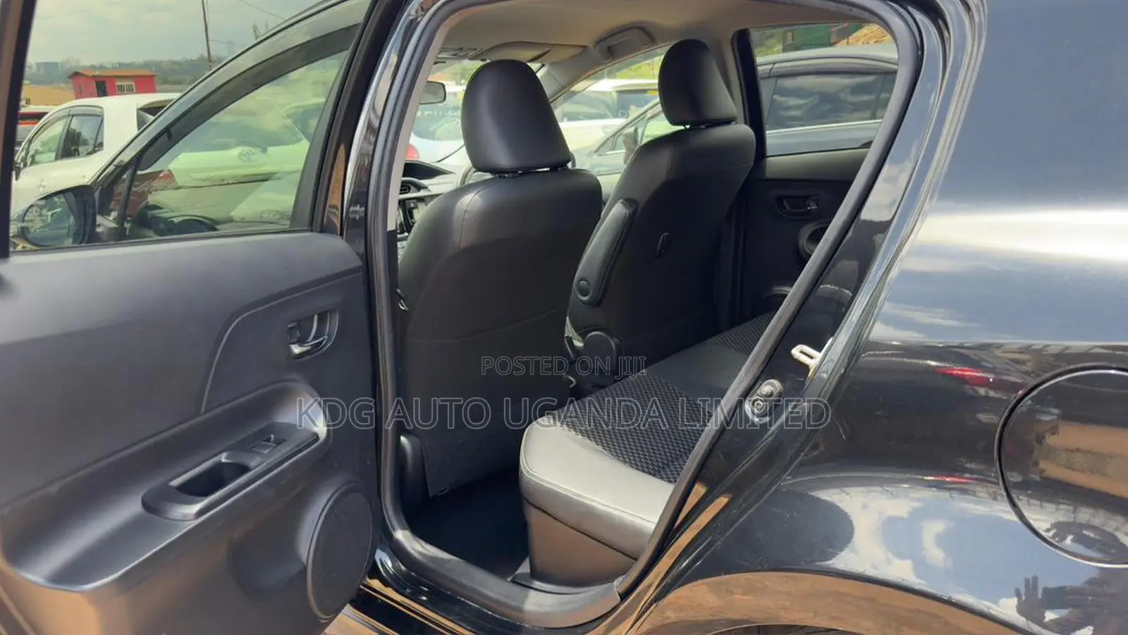 Toyota Aqua 2016 Black