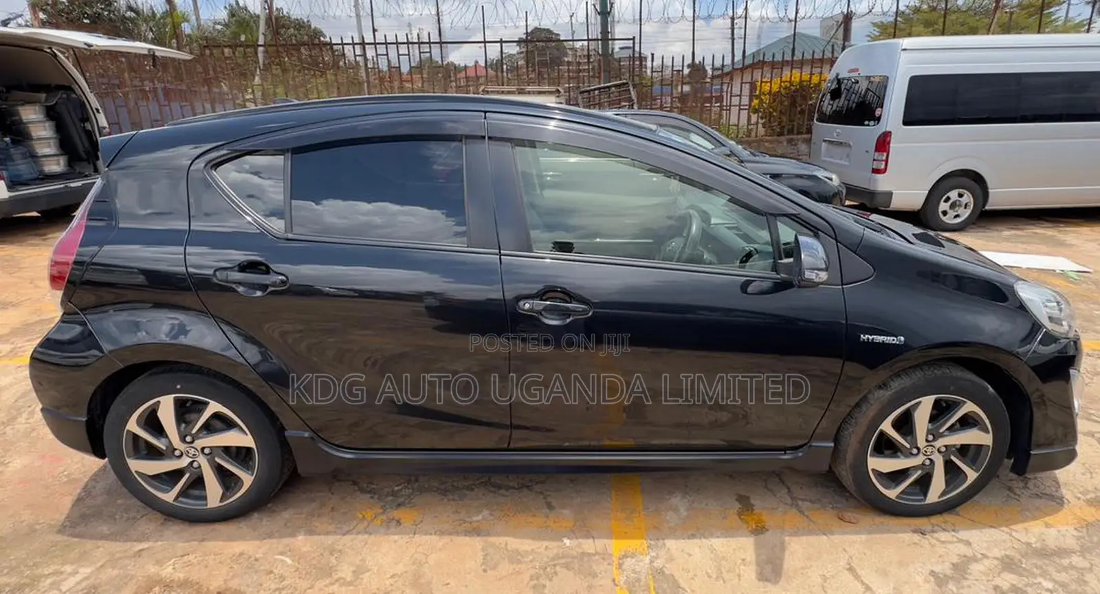 Toyota Aqua 2016 Black