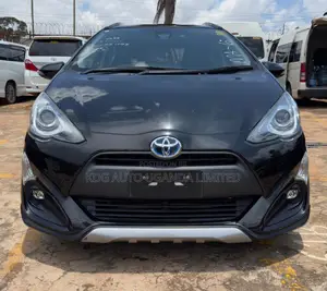 Toyota Aqua 2016 Black
