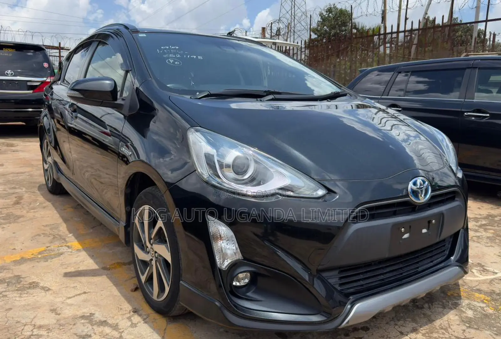 Toyota Aqua 2016 Black