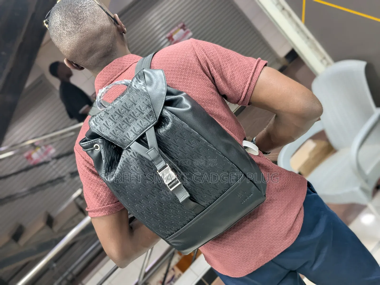 Levelo Envol 16inches Leather Backpack