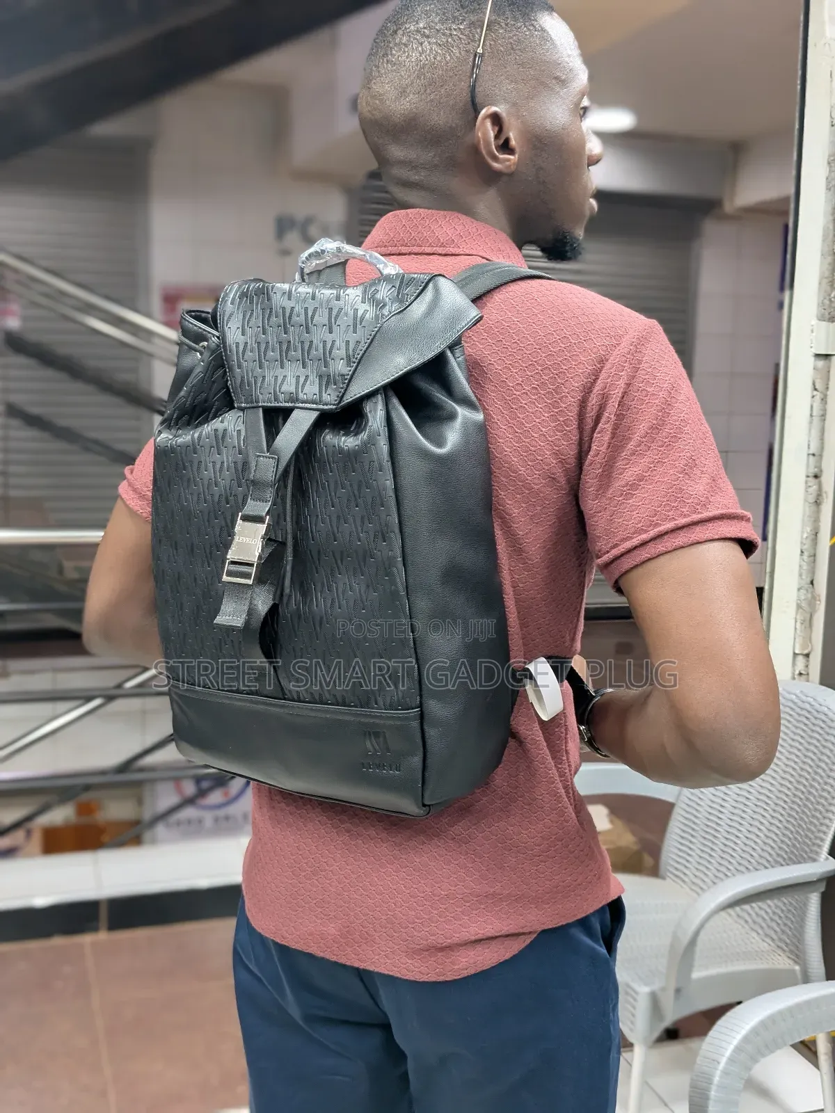 Levelo Envol 16inches Leather Backpack