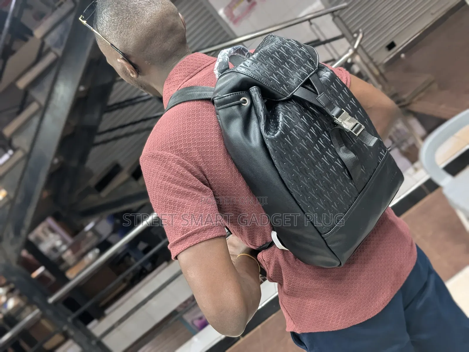 Levelo Envol 16inches Leather Backpack