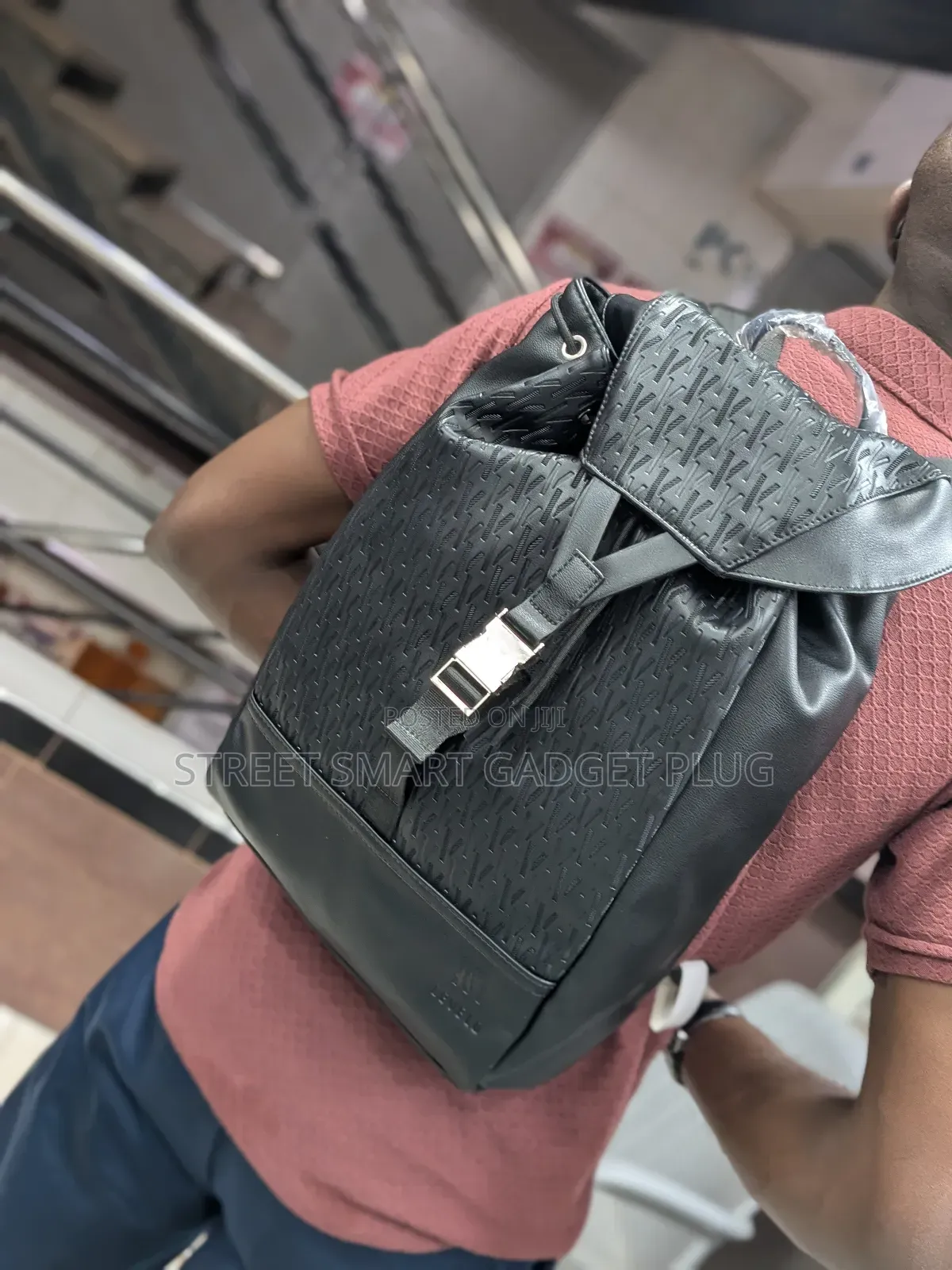 Levelo Envol 16inches Leather Backpack