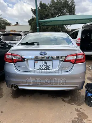 Subaru Legacy 2016 Silver