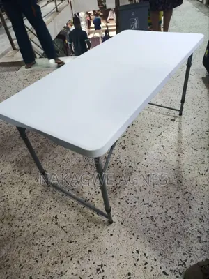 Ffoldable Table