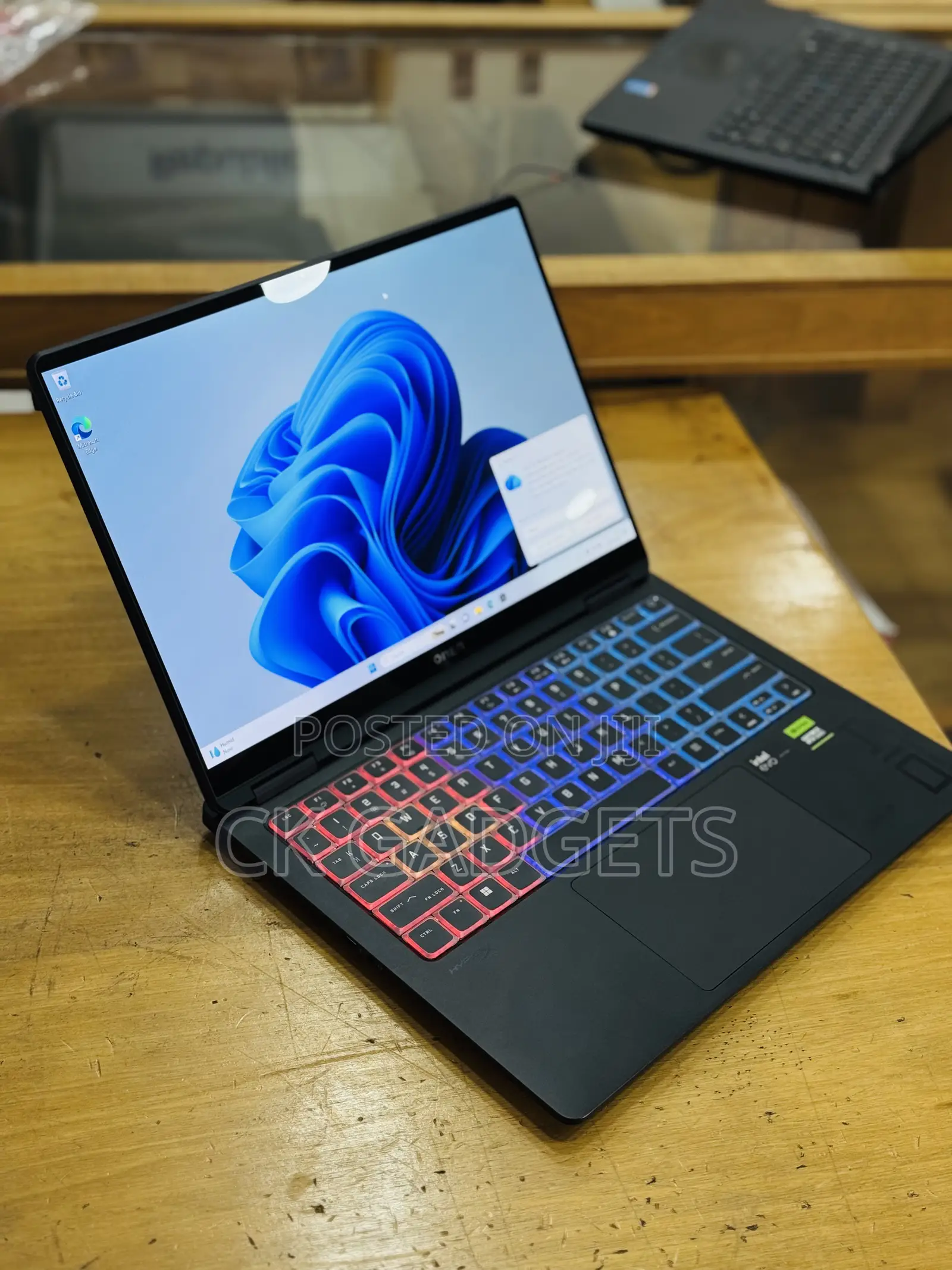 New Laptop HP Omen Transcend 14-Fb0023dx 32GB Intel Core Ultra 9 SSD 1T