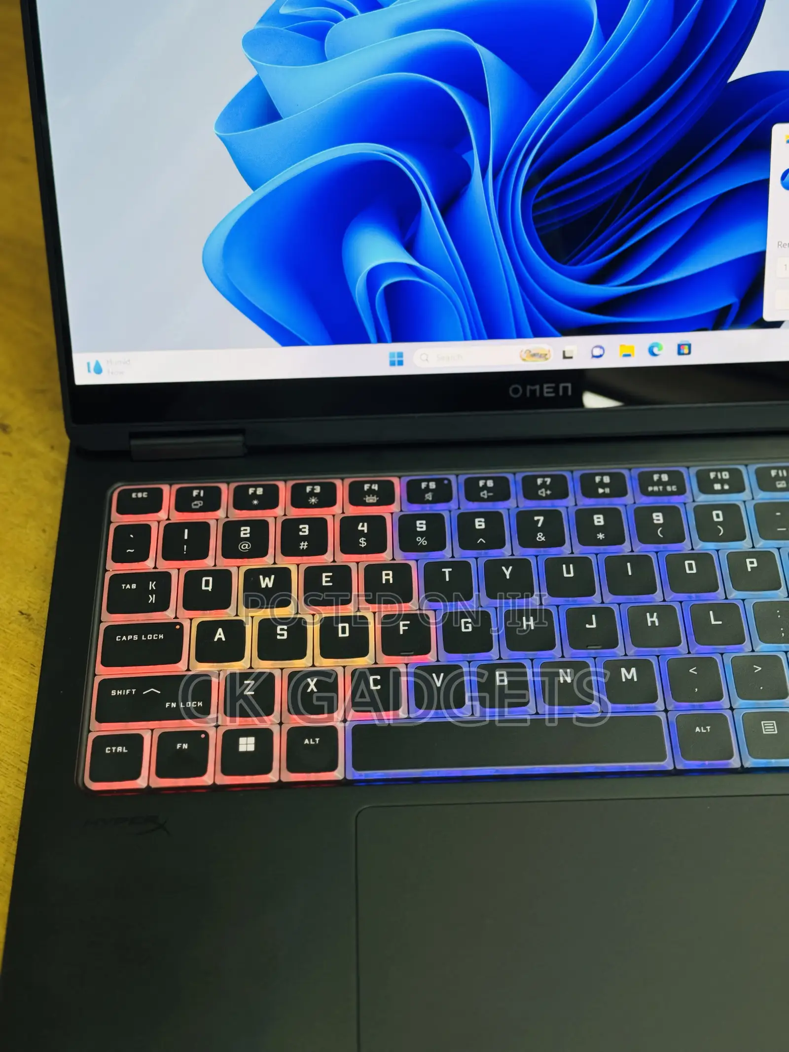 New Laptop HP Omen Transcend 14-Fb0023dx 32GB Intel Core Ultra 9 SSD 1T