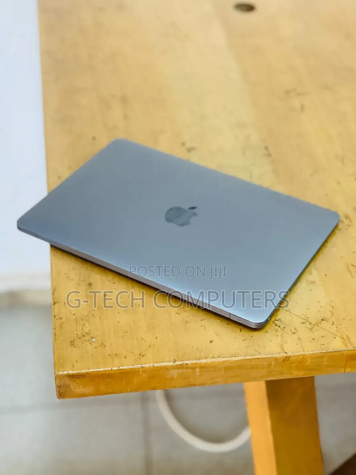 New Laptop Apple MacBook Pro 2015 8GB Intel Core M SSD 512GB