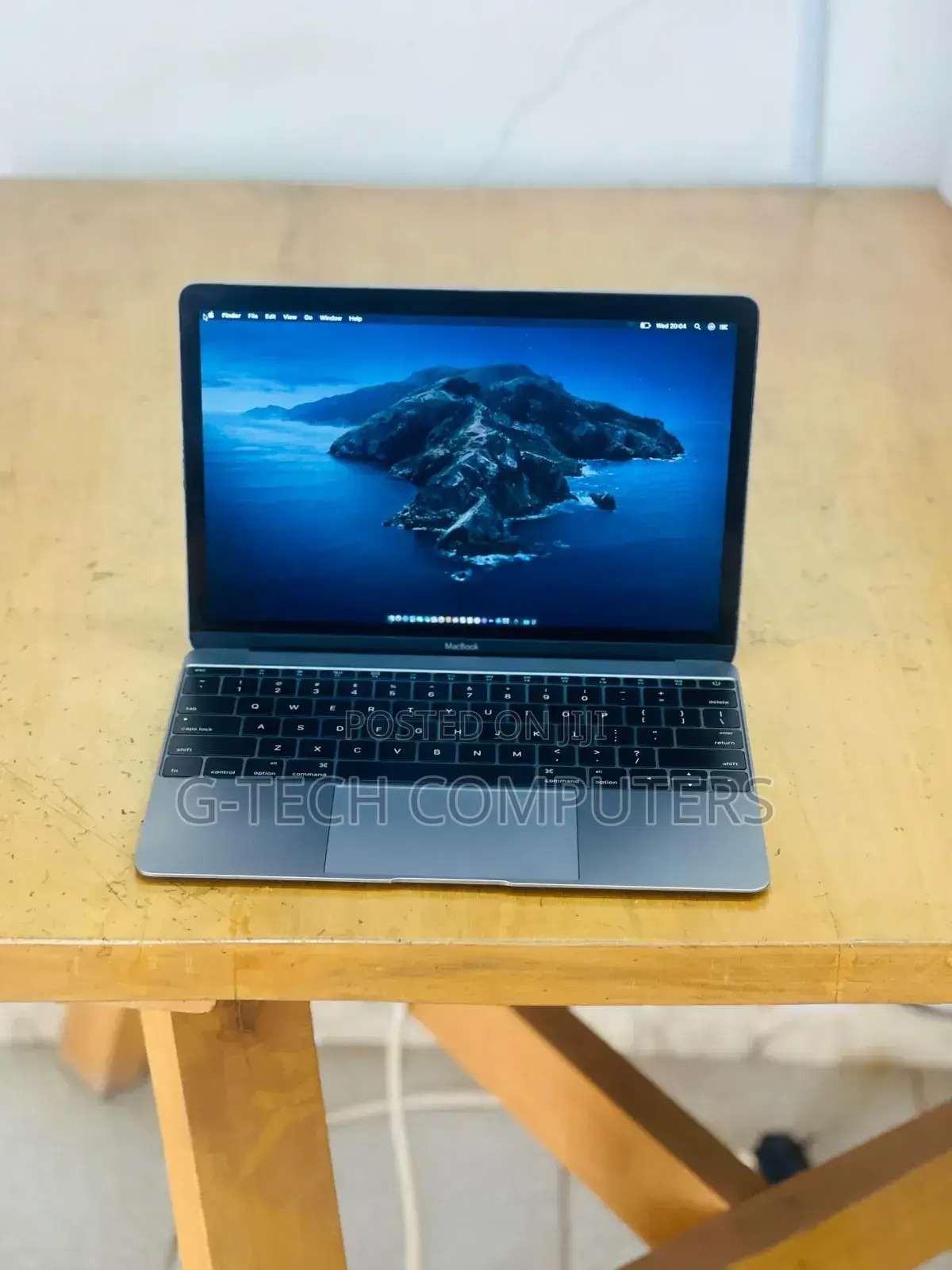 New Laptop Apple MacBook Pro 2015 8GB Intel Core M SSD 512GB