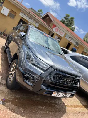 Toyota Hilux 2019 Gray