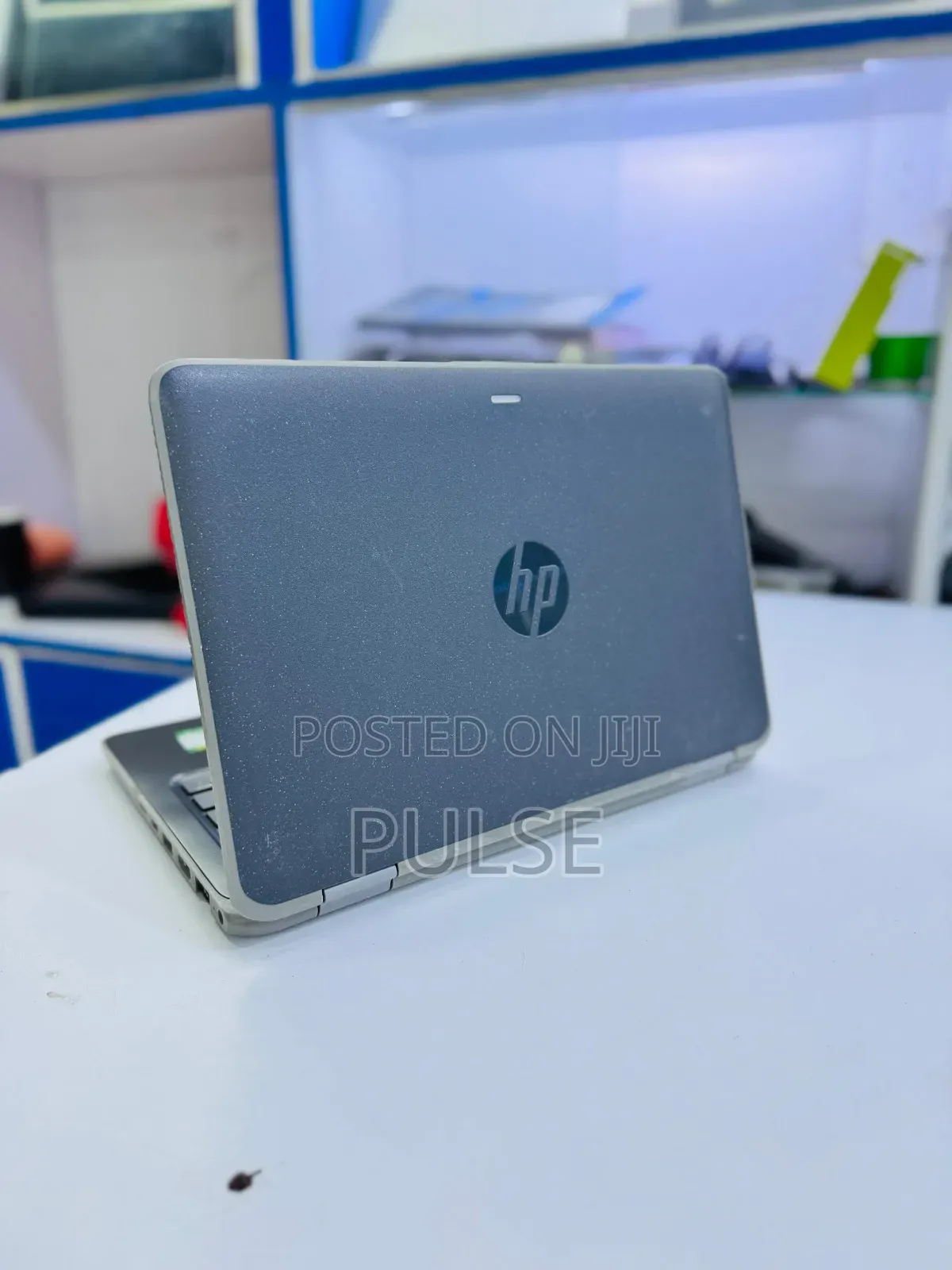 Laptop HP X360 310 G2 4GB Intel Celeron SSD 128GB