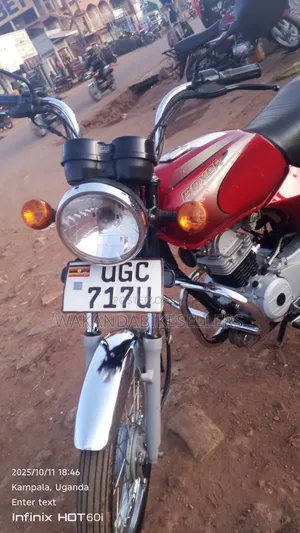 Bajaj Boxer 2024 Red