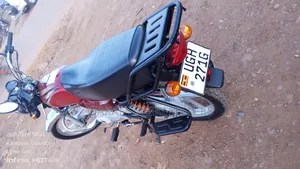 Bajaj Boxer 2024 Red