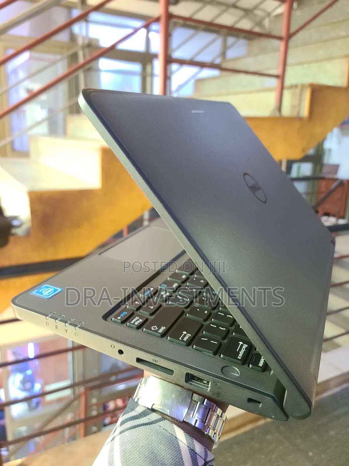 Laptop Dell Latitude 11 3150 8GB Intel Celeron HDD+SSD 512GB