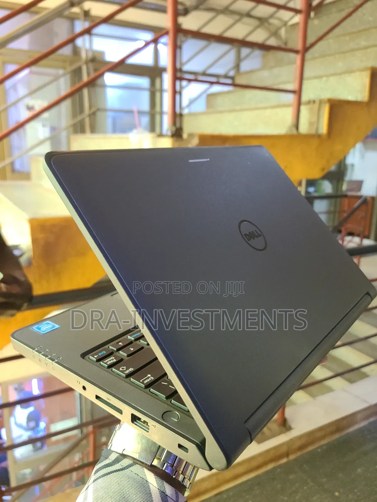Laptop Dell Latitude 11 3150 4GB Intel Celeron HDD+SSD 512GB