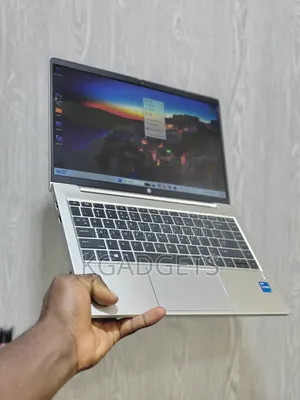 Laptop HP ProBook 430 G8 8GB Intel Core I5 HDD+SSD 512GB