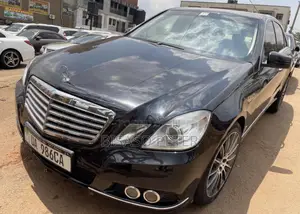 Mercedes-Benz E300 2010 Black