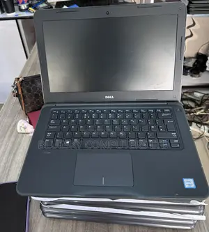 Laptop Dell Latitude 3380 8GB Intel Core I3 HDD 500GB