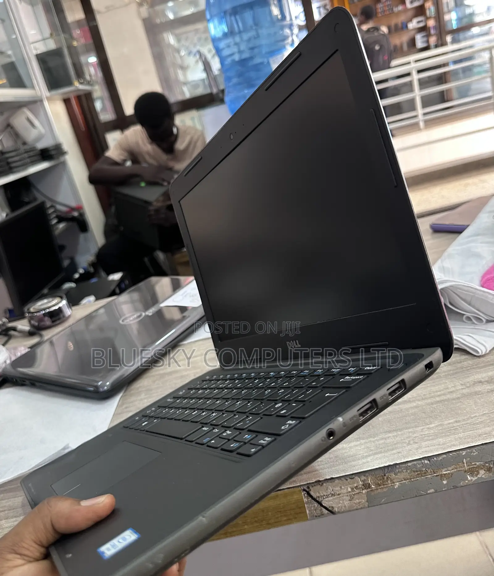 Laptop Dell Latitude 3380 8GB Intel Core I3 HDD 500GB