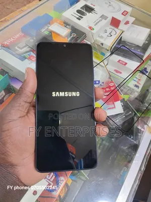 Samsung Galaxy A06 64 GB Black