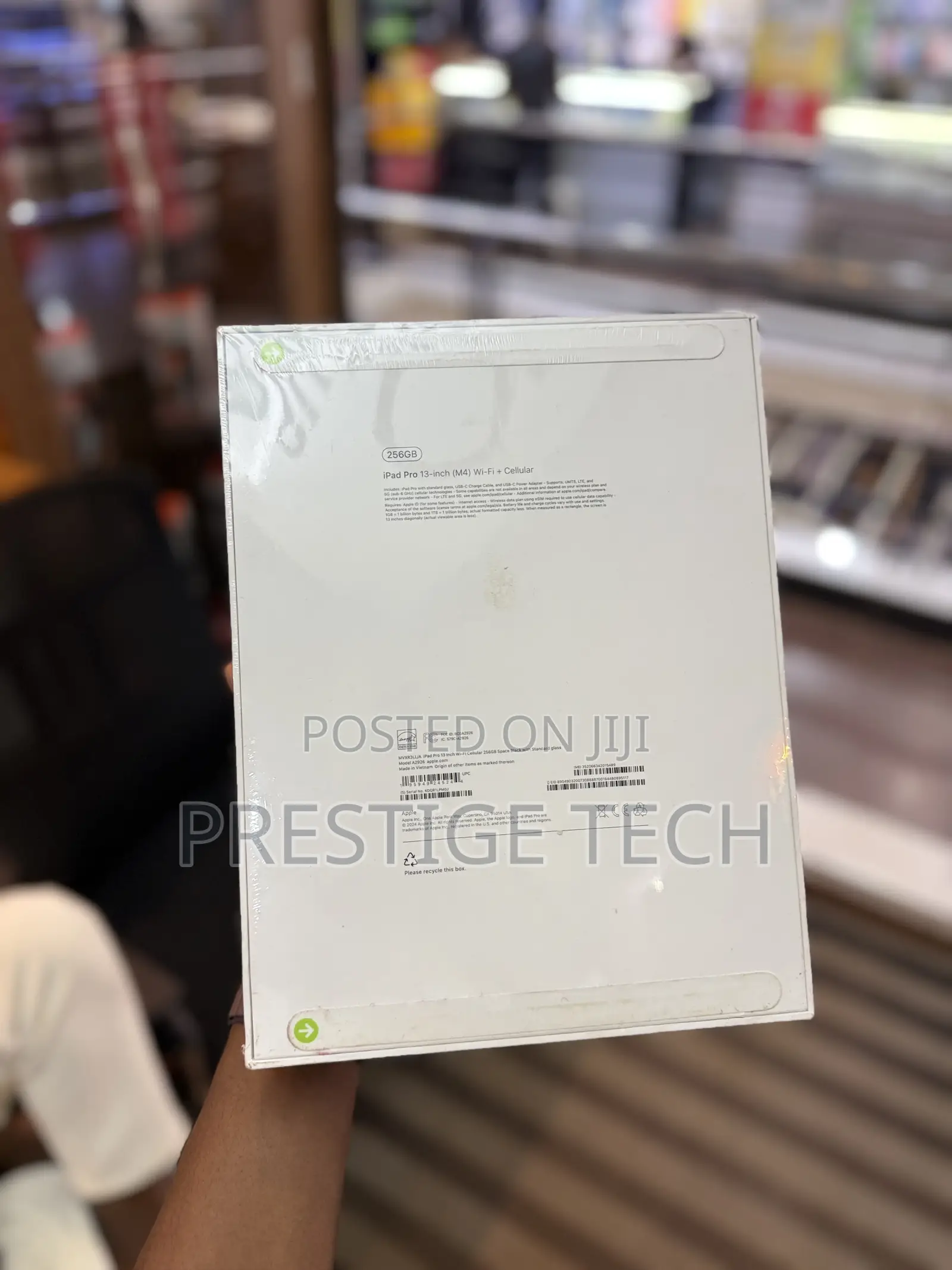 New Apple iPad Pro 13 (2024) 256 GB Black